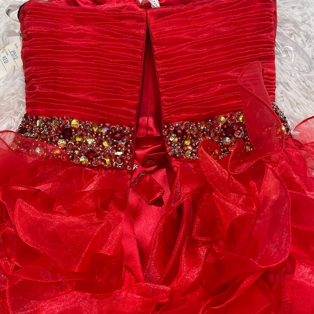 Sherri Hill Red CORKSCREW Ruffled Dress WOMENS SIZE 0 NWT GEMSTONE WAISTBAND - Picture 5 of 15